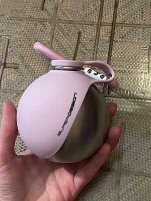 Portable dog water bottle with stainless steel design from Midello.eu